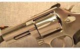 Smith & Wesson ~ 686-6 ~ .357 Magnum - 5 of 8