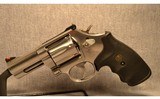 Smith & Wesson ~ 686-6 ~ .357 Magnum - 2 of 8