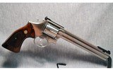 Smith & Wesson ~ M686-1 ~ .357 Magnum - 1 of 6