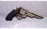 Smith & Wesson ~ 29-2 ~ .44 Remington Magnum