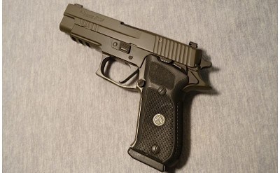 Sig Sauer Inc ~ P220 Legion ~ .45 Auto - Image 3 of 8