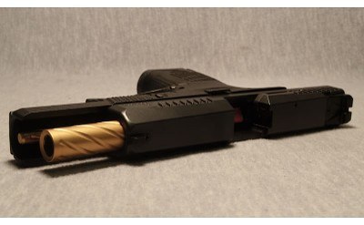 CZ ~ P-10 C ~ 9x19 - Image 5 of 5