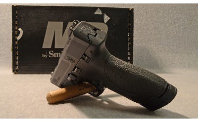 Smith & Wesson ~ M&P9 Shield ~ 9mm Luger - Image 4 of 5