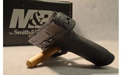 Smith & Wesson ~ M&P9 Shield ~ 9mm Luger - Image 4 of 5