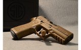 Sig Sauer ~ P320 ~ 9mmx19 - Image 2 of 5
