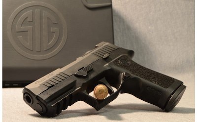 Sig Sauer ~ P320 ~ 9mmx19 - Image 3 of 5