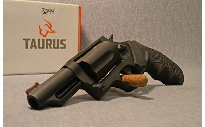 Taurus Armas ~ 4510 'The Judge' ~ .45 Long Colt/.410 Gauge - Image 3 of 5