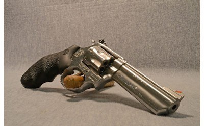 Taurus-Brasil ~ 941 ~ .22 Magnum - Image 3 of 6