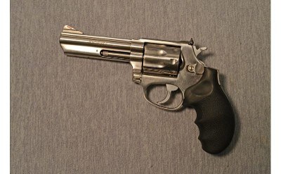 Taurus-Brasil ~ 941 ~ .22 Magnum - Image 2 of 6