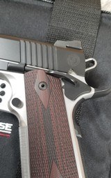 Roberts Defense Super Grade 2 Tone Pro 45 acp 1911 - 2 of 12