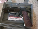 Browning Hi-Power 9mm Luger Mint in box appears unfired made in 1995 - 7 of 13 Browning Hi-Power 9mm Luger Mint in box appears unfired made in 1995 - 7 of 13