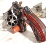 Smith & Wesson Model 19 - 357 Mag - Made in 1970 - 99% - 2 of 3