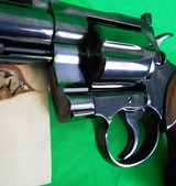 Colt Python 6 inch Blued in 357 magnum made in 1977 made in 1977 - LIKE NEW! - 6 of 19