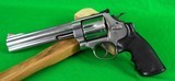 Smith & Wesson 629-6 in 44 magnum with 6.5" barrel - 1 of 5