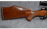 Weatherby Mark V .300 Wby Mag - 4 of 9