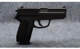 Sig Sauer SP 2009 9 MM - 1 of 2
