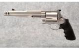 Smith & Wesson Performance Center .500 Magnum **NEW FIREARM** - 2 of 2