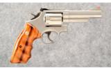 Smith & Wesson Model 66-4 .357 Magnum - 1 of 4