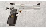 Browning Hi-Power 9 MM - 1 of 1