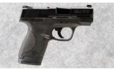 Smith & Wesson M&P Shield .40 S&W - 1 of 4