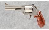 Smith & Wesson 629 Classic .44 Magnum - 4 of 4