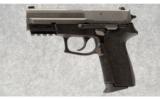 Sig Sauer SP2022 .40 S&W - 4 of 4