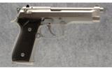 Beretta 92 Inox 9 MM - 1 of 4