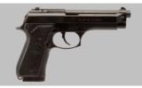 Beretta 96D .40 S&W - 1 of 4