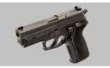 Sig Sauer P229R Classic
.40 S&W - 3 of 3