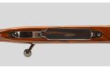 Weatherby Mark V .257 Wby Mag - 8 of 9