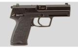 Heckler & Koch USP 40 S&W - 1 of 4