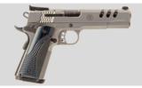 Smith & Wesson PC1911 Performance Center .45 ACP - 1 of 4