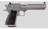 IWI Desert Eagle .44 Magnum - 1 of 4