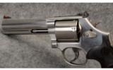 Smith & Wesson ~ 686-6 ~ .357 Magnum - 5 of 6