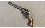 Sturm Ruger & Co ~ Super Blackhawk ~ 44 magnum. - 2 of 13