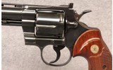 Colt~Python~.357 Magnum - 5 of 10