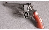 Ruger~Redhawk~.44 Mag - 4 of 5 Ruger~Redhawk~.44 Mag - 4 of 5