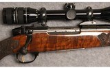 Weatherby~Mark V Custom~.257 Wby Mag - 3 of 15