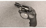 Ruger~LCR~.38 SPL+P - 2 of 4
