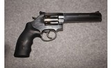 Smith & Wesson ~ 686-6 ~ .357 Magnum - 2 of 2