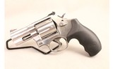 Smith & Wesson ~ 686-6 ~ .357 Magnum - 2 of 3