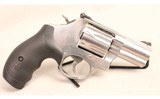 Smith & Wesson ~ 686-6 ~ .357 Magnum - 1 of 3