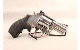 Smith & Wesson ~ 686-6 ~.357 Magnum - 3 of 3