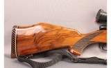 Weatherby ~ Mark V ~ .300 Weatherby Magnum - 2 of 10