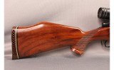 Weatherby ~ Mark V ~ .300 Weatherby Magnum - 2 of 12