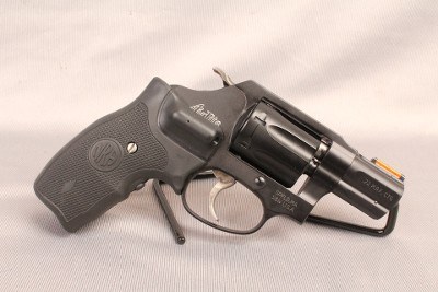 Smith & Wesson ~ 351PD ~ .22 MRF