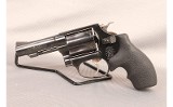 Smith & Wesson ~ 36-3 Lady Smith ~ .38 S&W Spl - 4 of 4