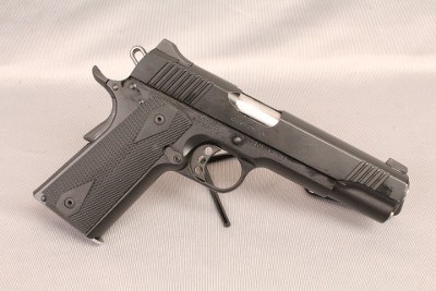 Kimber ~ Custom LW ~ .45 ACP