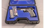 Dan Wesson~Valor~45 AUTO - 5 of 5