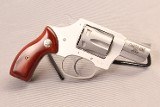 Charter Arms~Undercoverette~32 MAG - Image 1 of 3